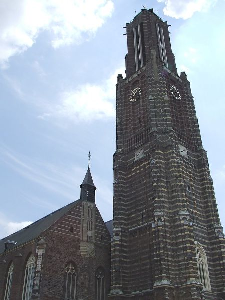 Bestand:Sint-Martinuskerk Weert.jpg