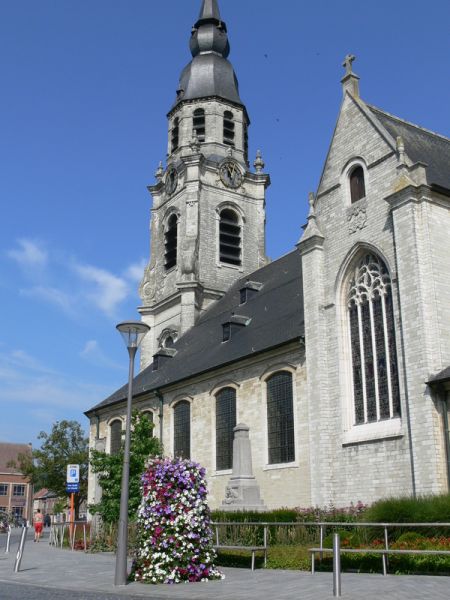 Bestand:PuursSintPietersKerk.jpg