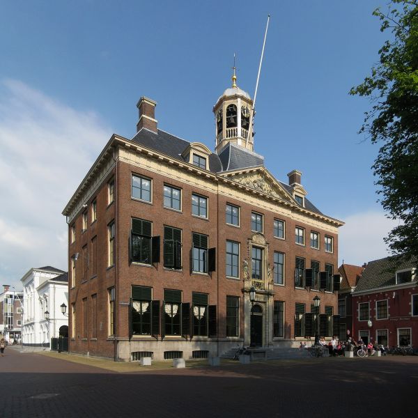 Bestand:20120519 Stadhuis Leeuwarden NL.jpg