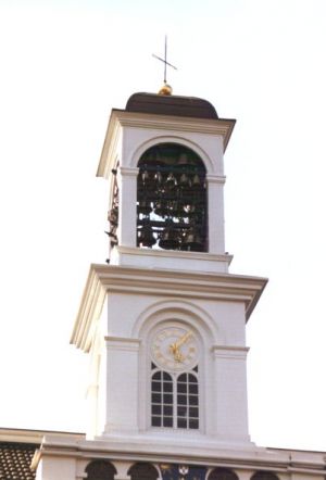 raadhuisbarneveld.jpg