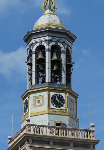 Bestand:Beiaard-kampen-1427x2048.jpg