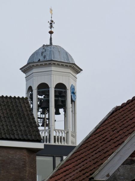 Bestand:carillondokkum.jpg